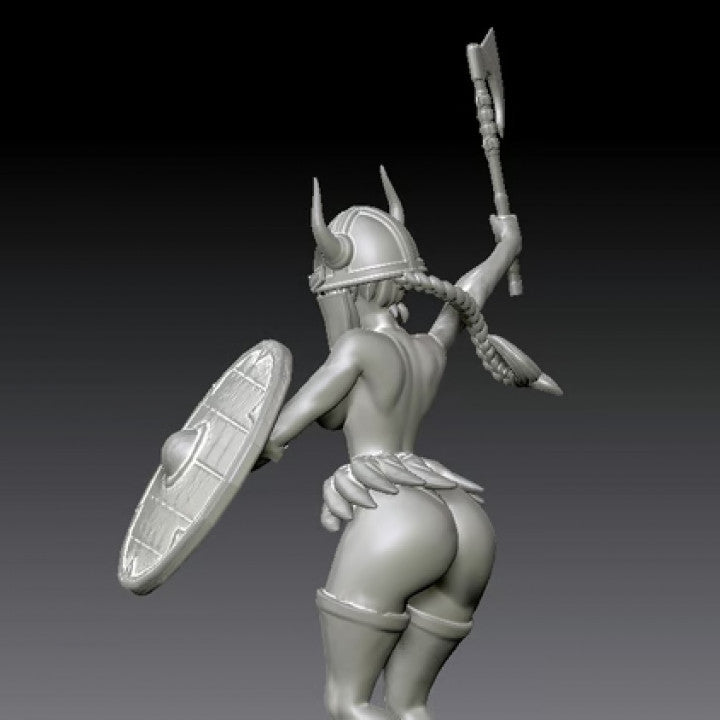 Astrid Axebringer Pose 1 32/75mm