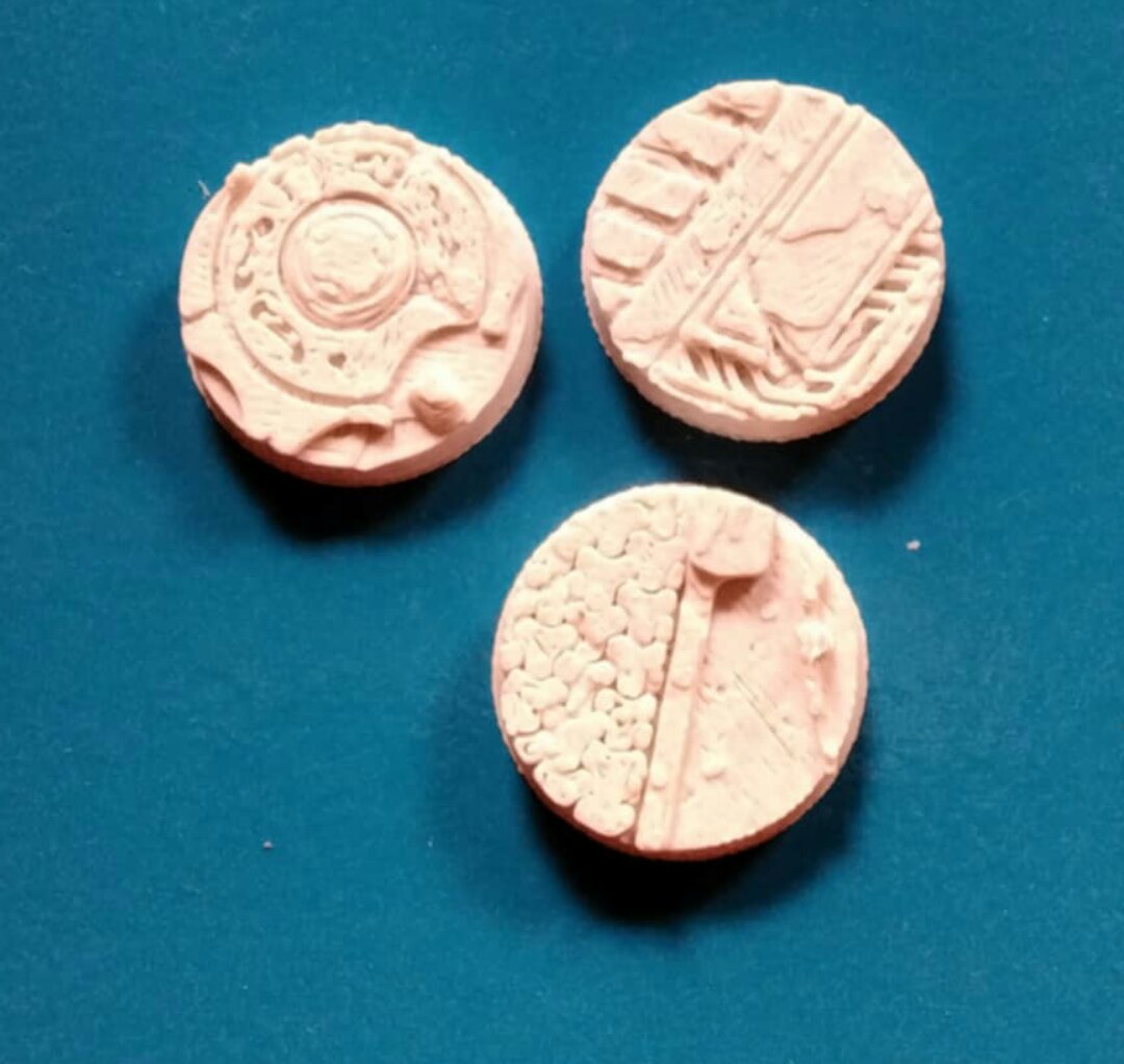 Mystic Szenische Base ( 32 mm Rund ) (3 Pcs.)