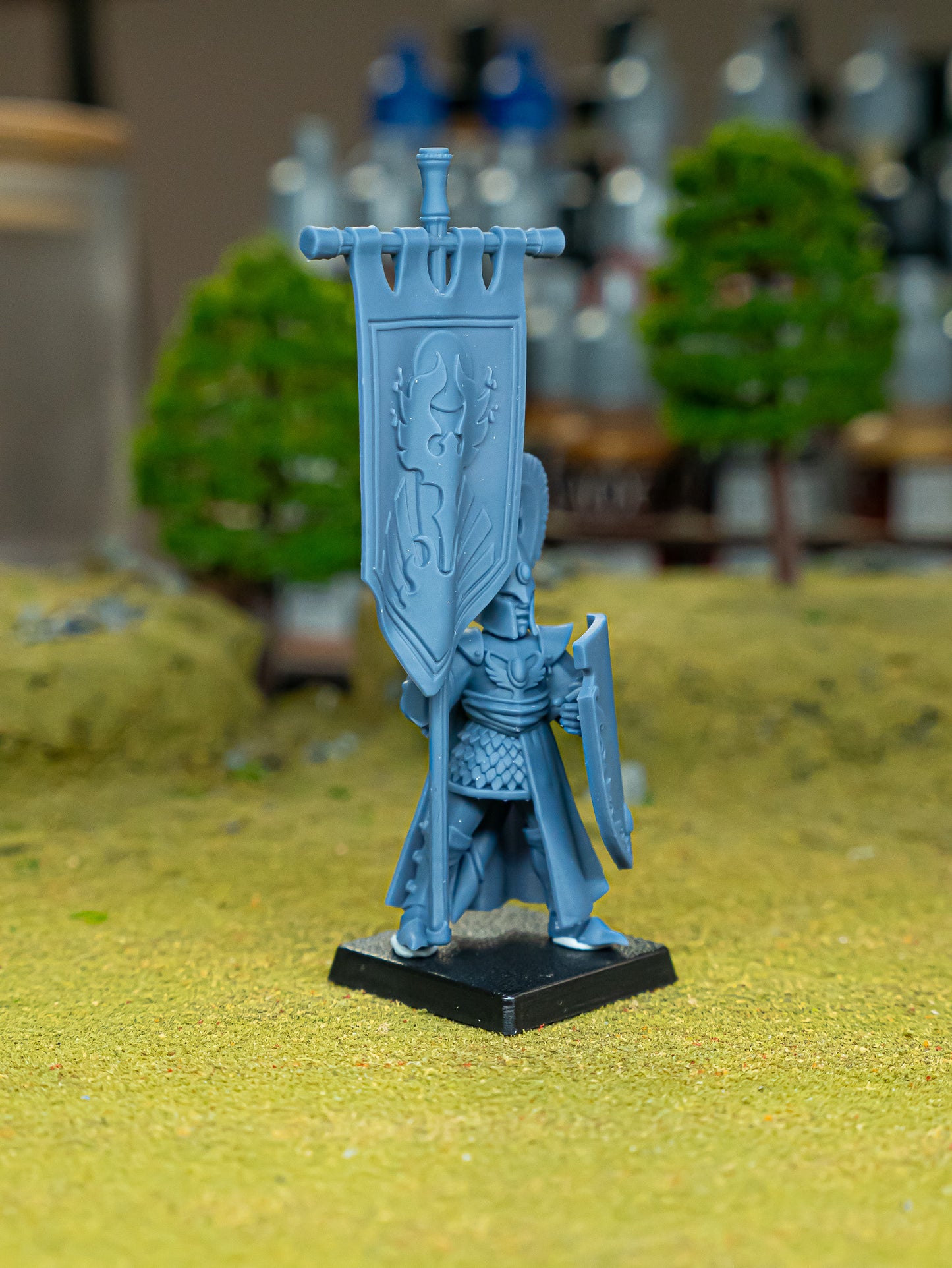 Aegean Elf with Banner ( 2 Miniaturen )