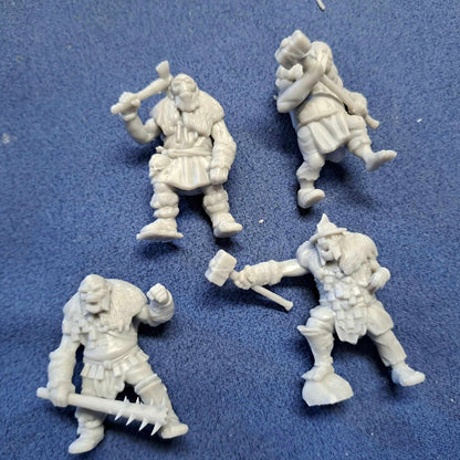 Wildling Kingdom Half Trolls ( 4 Miniaturen )