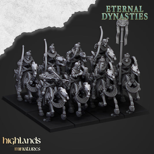 Ancient Skeletal Cavalry with Bows 5 Miniaturen